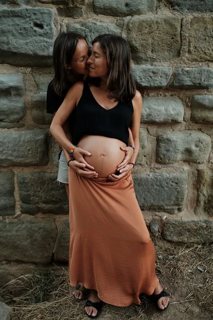 pregnant lesbian woman